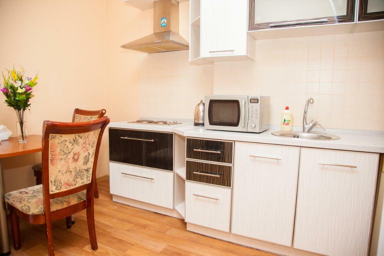 Semi-Luxury Apartment On Zhukovskogo Street 57 Zaporizhia Kültér fotó
